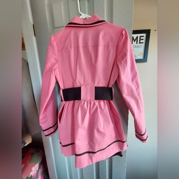 Jacket - Picture 2 of 4